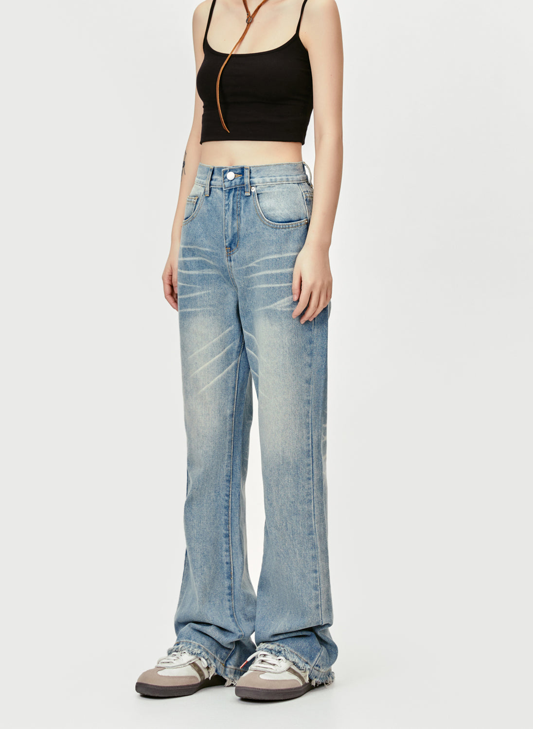 INDISTINGUISHABLE JEANS PANTS