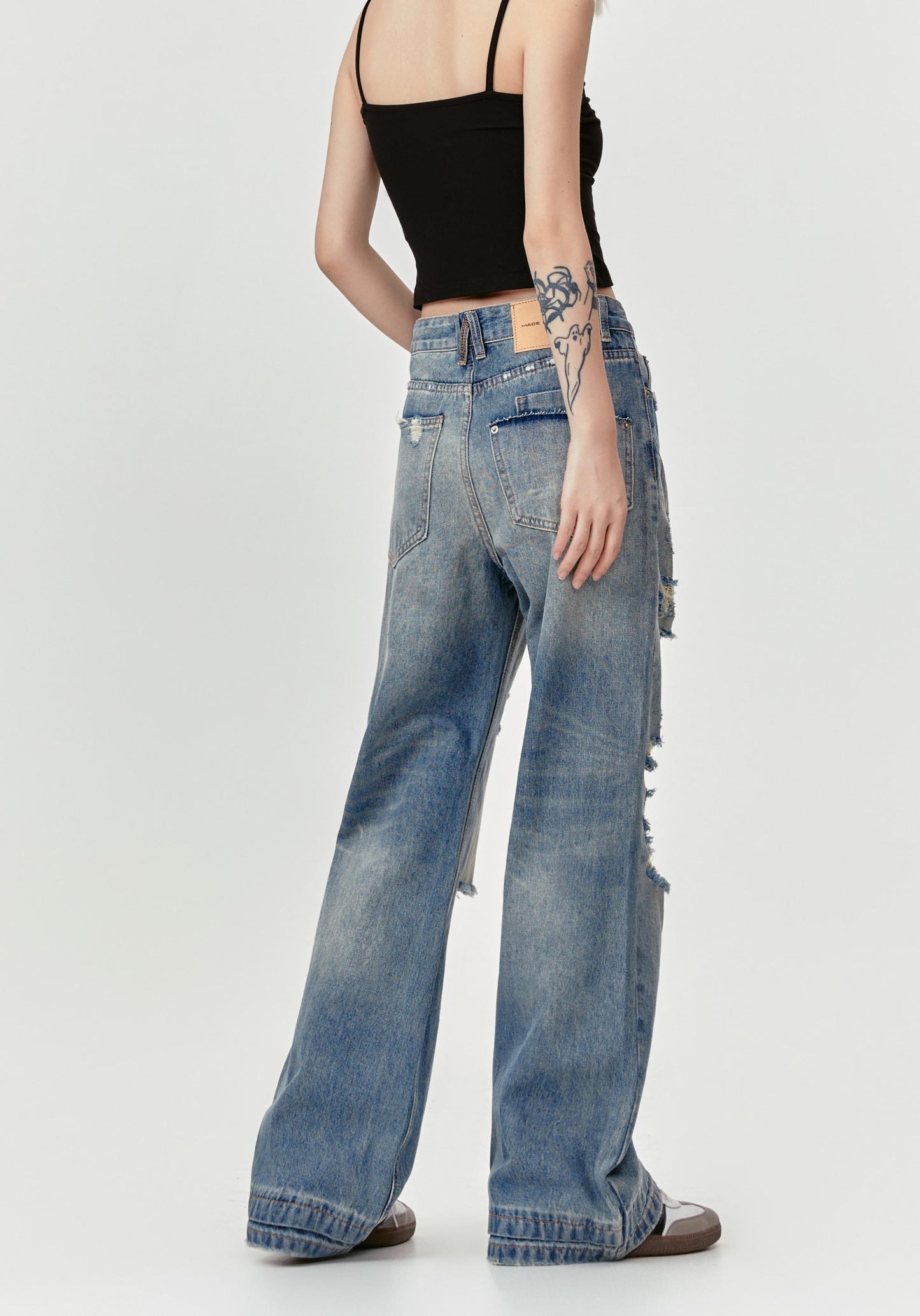 FISH MOUTH JEANS PANTS