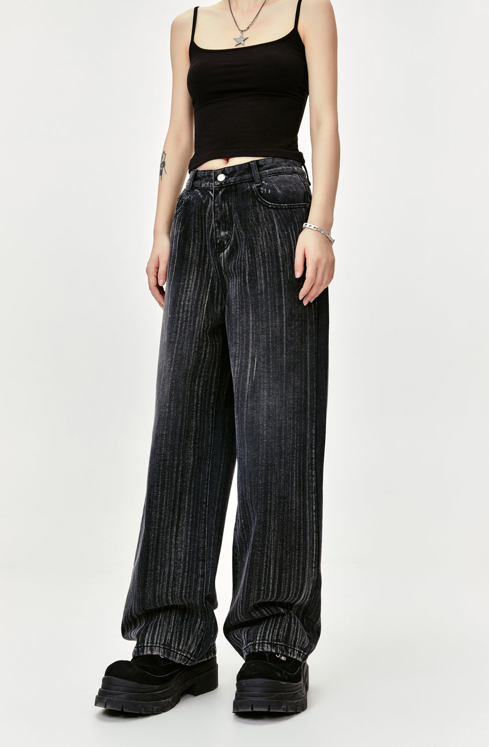 PARALLEL JEANS PANTS